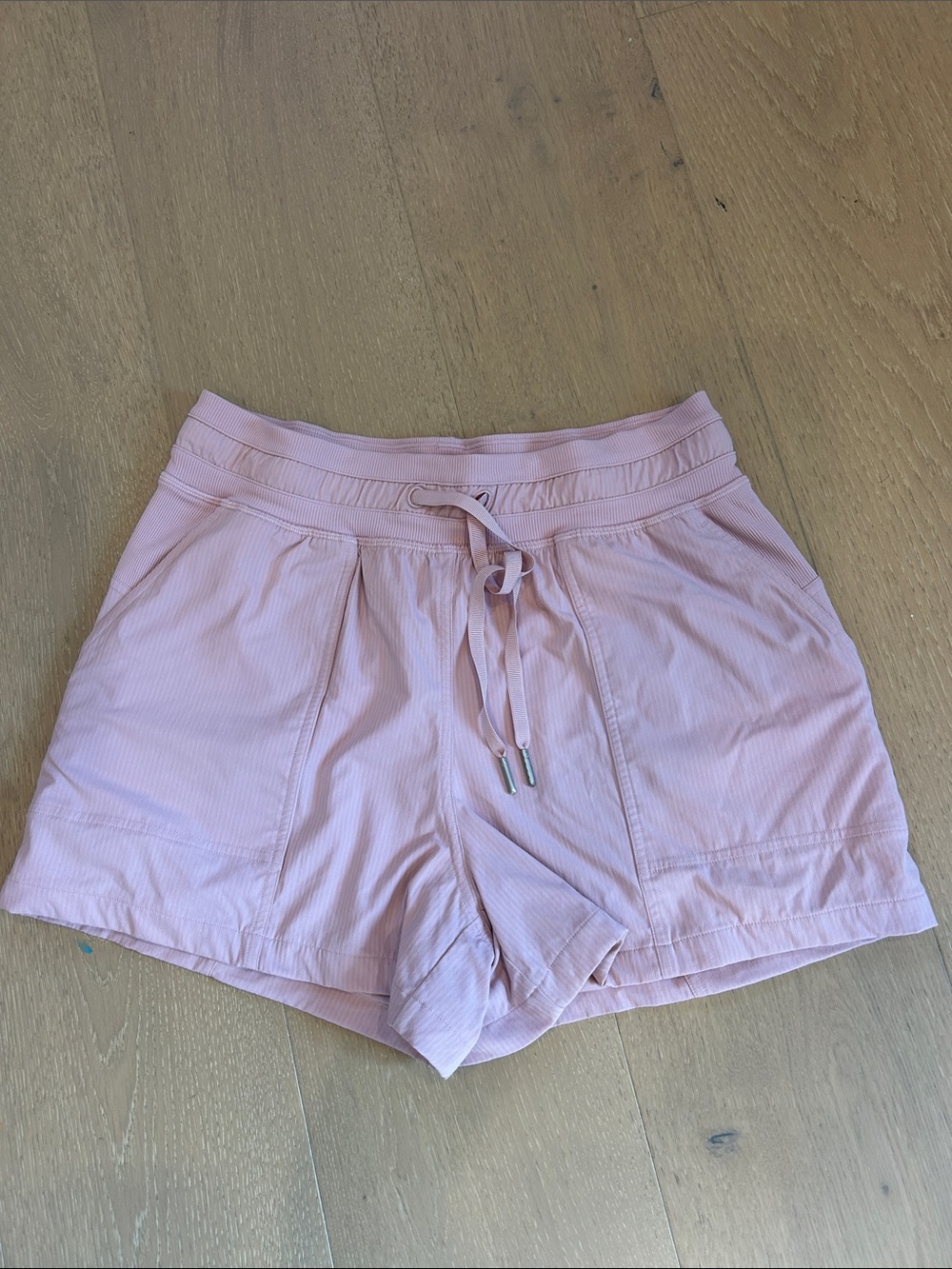 Lululemon dance studio shorts Pink haze 6